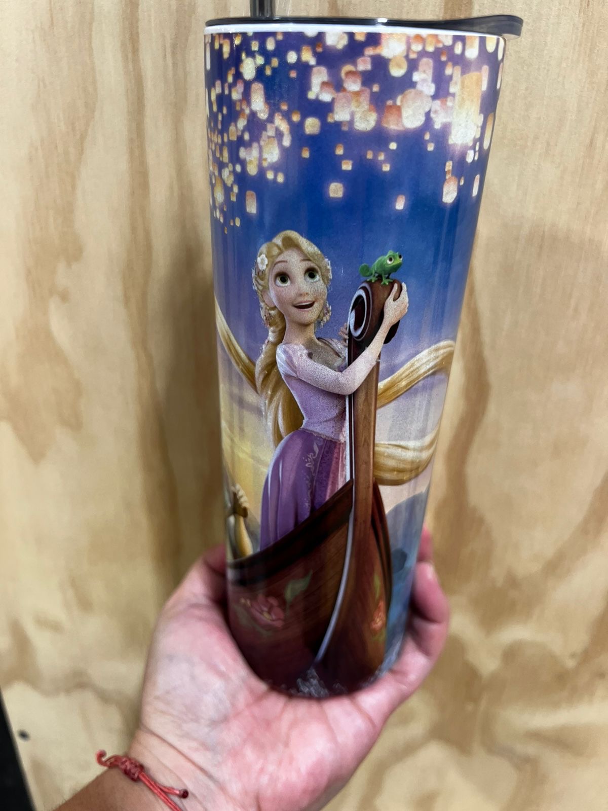 TAZA DISNEY RAPUNZEL CON REVOLVEDOR – Coin Store