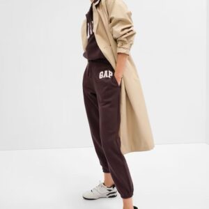 Joggers GAP Brown Vintage Arch Logo mujer