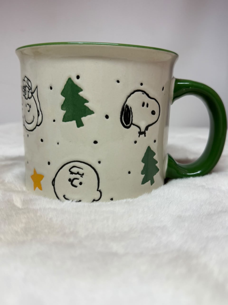 Taza Navideña Snoopy y Charlie Brown 600 ml – Peanuts Original - foto 2