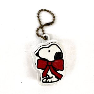 Clicker Antiestrés Snoopy Lazo Rojo – Llavero Sensorial Impreso en 3D